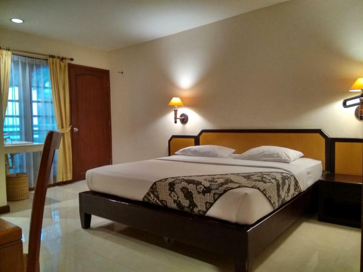 Hotel Baron Indah Solo Dış mekan fotoğraf