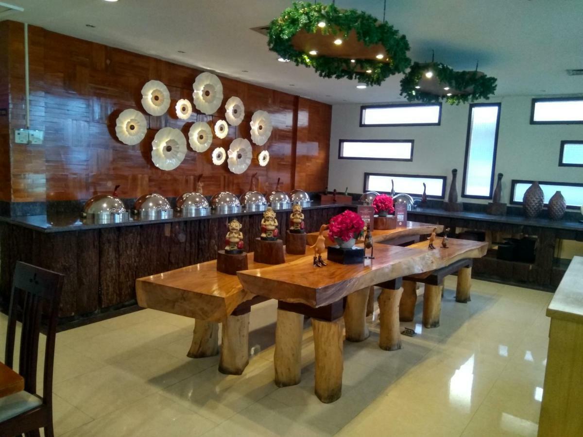 Hotel Baron Indah Solo Dış mekan fotoğraf